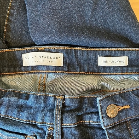 Social Standard by Sanctuary woman's size 6/28 high rise skinny denim jeans - Picture 7 of 7